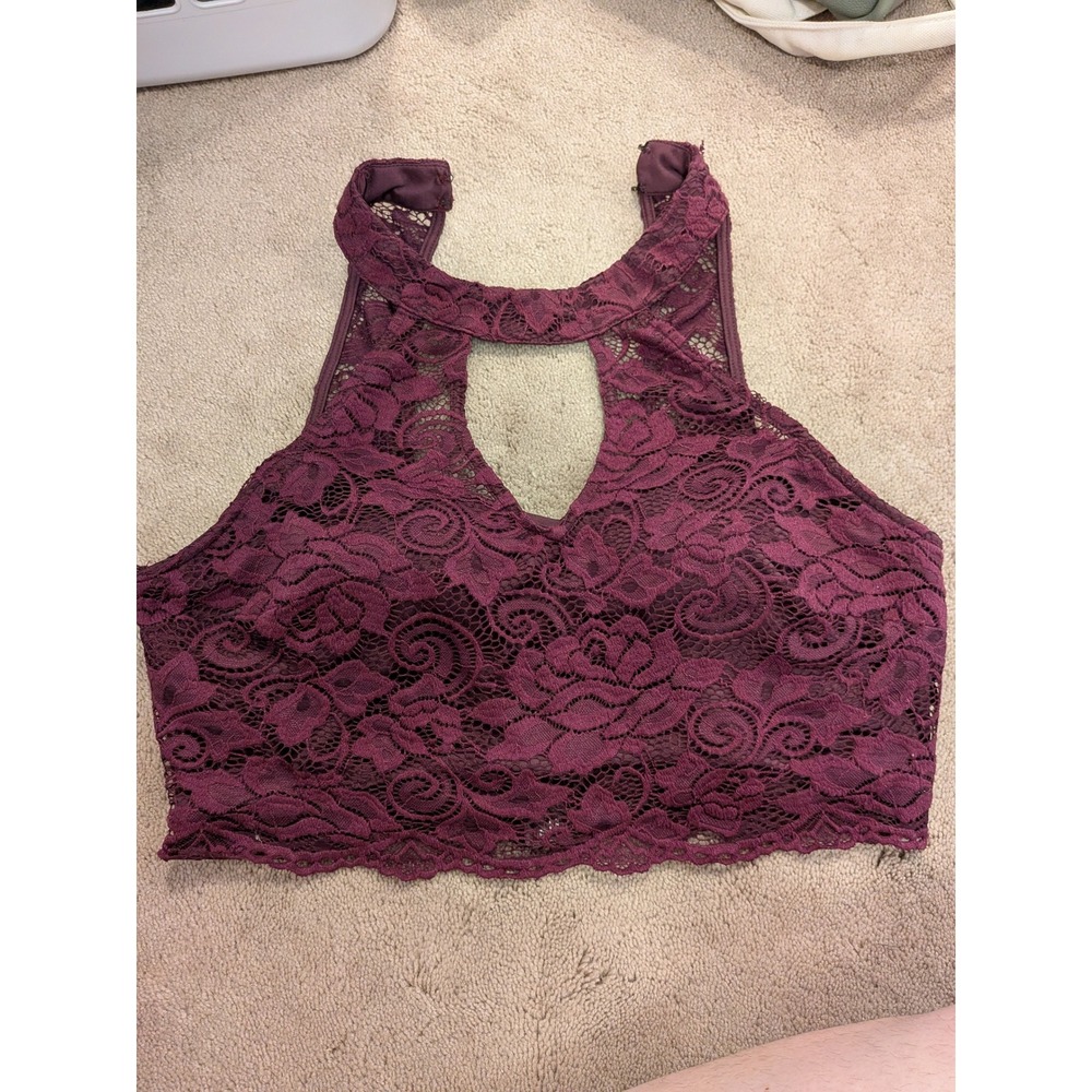 City Triangles Burgundy Floral Lace Keyhole Halter Crop Top Size 15 Plum Zipper